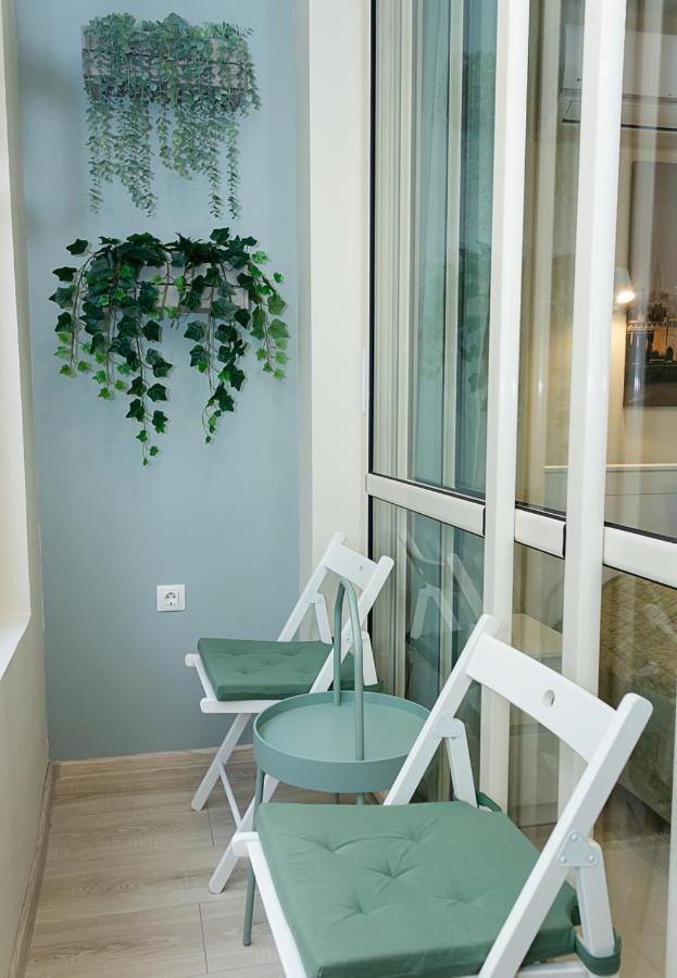 וארנה The Blue Apartment - 1Bd With A Cozy Balcony By Flat Mаnager מראה חיצוני תמונה